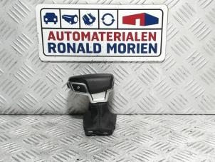 Used Gear stick cover Audi Q5 (FYB/FYG) 2.0 TDI 16V Quattro Price € 39,00 Inclusive VAT offered by Automaterialen Ronald Morien B.V.