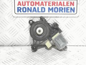 Używane Silnik szyby drzwiowej Audi A4 Avant (B9) 2.0 TFSI 16V g-tron Cena € 14,99 Z VAT oferowane przez Automaterialen Ronald Morien B.V.
