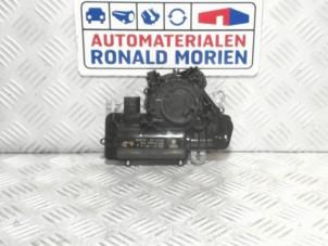 Usagé Hayon moteur Audi A4 Avant (B9) 2.0 TFSI 16V g-tron Prix € 60,00 Prix TTC proposé par Automaterialen Ronald Morien B.V.