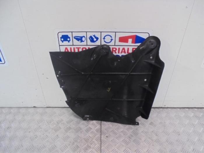 Begagnade Hasplåt Volkswagen Jetta IV (162/16A) 2.0 TDI 16V Pris € 20,00 Inklusive moms erbjuds av Automaterialen Ronald Morien B.V.