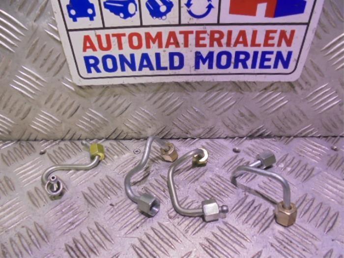 Gebrauchte Dieselleitung Set Volkswagen Tiguan (5N1/2) 2.0 TDI 16V 4Motion Preis € 61,98 Margenregelung angeboten von Automaterialen Ronald Morien B.V.