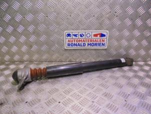 Used Rear shock absorber, left Volkswagen Jetta IV (162/16A) 2.0 TDI 16V Price € 40,00 Inclusive VAT offered by Automaterialen Ronald Morien B.V.
