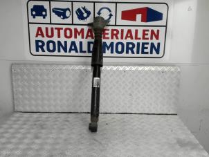 Used Rear shock absorber, left Audi Q5 (8RB) 2.0 TFSI 16V Hybrid Quattro Price € 75,00 Inclusive VAT offered by Automaterialen Ronald Morien B.V.