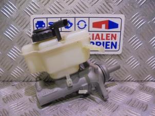 Used Master cylinder Volkswagen Jetta IV (162/16A) 2.0 TDI 16V Price € 95,00 Inclusive VAT offered by Automaterialen Ronald Morien B.V.