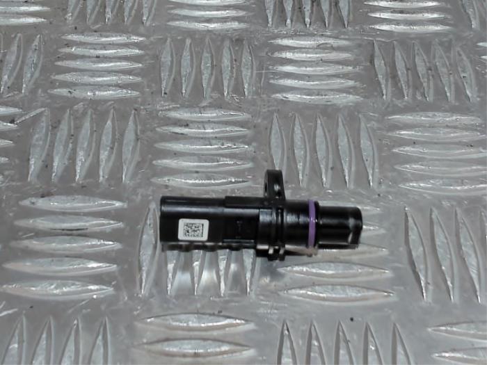 New Camshaft sensor Volkswagen Golf VIII Variant (GC5) 2.0 TDI BlueMotion 16V Price € 25,00 Inclusive VAT offered by Automaterialen Ronald Morien B.V.