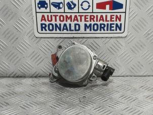 Used Vacuum pump (diesel) Renault Trafic (1FL/2FL/3FL/4FL) 1.6 dCi 120 Twin Turbo Price € 89,00 Inclusive VAT offered by Automaterialen Ronald Morien B.V.