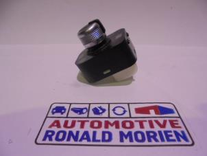 Used Mirror switch Audi A3 Limousine (8VS/8VM) 1.6 TDI 16V Price € 14,99 Inclusive VAT offered by Automaterialen Ronald Morien B.V.