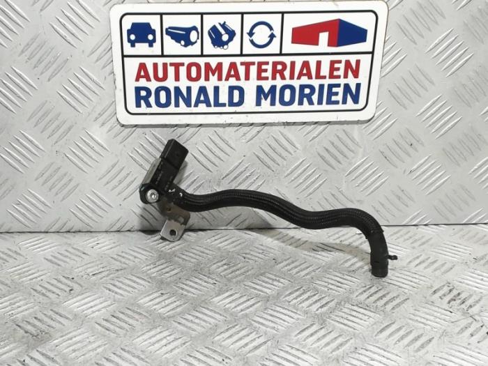 Nya Bränsletryckssensor Volkswagen Passat Variant (3G5) 2.0 TDI BiTurbo 16V 4Motion Pris € 34,99 Inklusive moms erbjuds av Automaterialen Ronald Morien B.V.