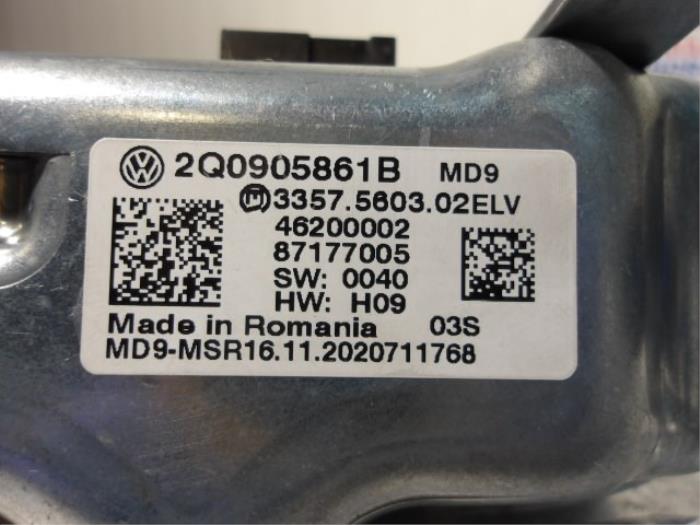 Elektronisches Zündschloss van een Volkswagen Golf VIII (CD1) 1.5 TSI BlueMotion 16V 2021