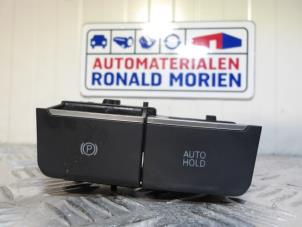 Used Parking brake switch Volkswagen Golf VIII (CD1) 1.5 TSI BlueMotion 16V Price € 25,00 Inclusive VAT offered by Automaterialen Ronald Morien B.V.