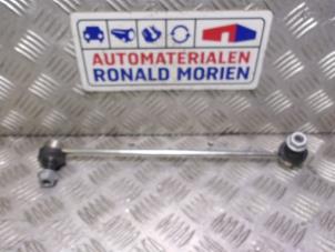 Used Anti-roll bar guide Volkswagen Tiguan Price € 19,00 Inclusive VAT offered by Automaterialen Ronald Morien B.V.
