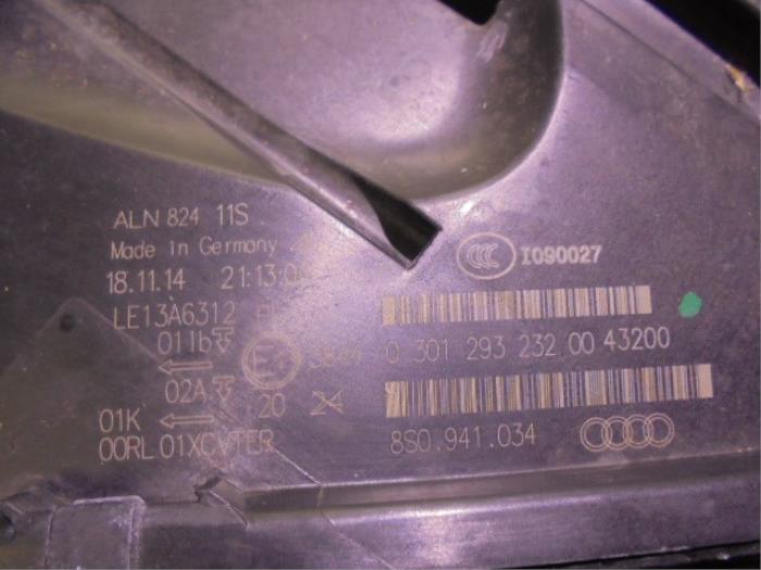 Optique avant principal droit d'un Audi TT (FV3/FVP) 2.0 TFSI 16V 2017