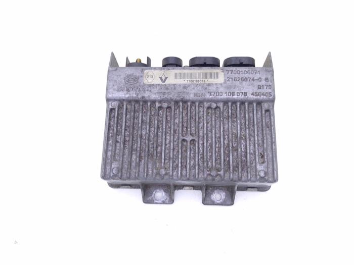 Used Engine management computer Renault Safrane II 2.2 dT RTE,RXE 12V Price € 49,00 Margin scheme offered by Automaterialen Ronald Morien B.V.