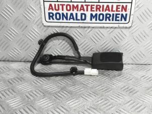 Gebrauchte Sicherheitsgurt Schließe rechts vorne Kia Niro I (DE) 1.6 GDI Hybrid Preis € 19,00 Margenregelung angeboten von Automaterialen Ronald Morien B.V.