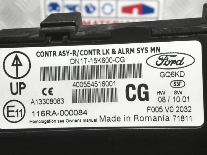 Body control computer from a Ford Fiesta 6 (JA8) 1.0 EcoBoost 12V 100 2017
