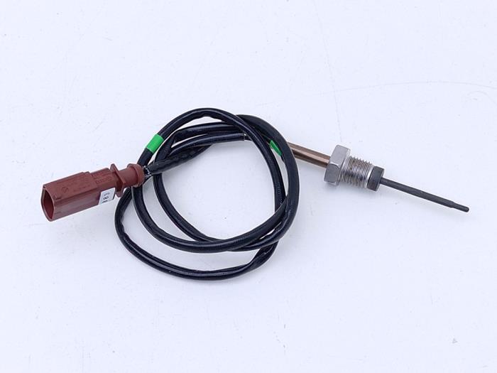 Neuf Sensor température d’échappement Volkswagen Golf VII (AUA) 2.0 TDI 16V Prix € 25,00 Prix TTC proposé par Automaterialen Ronald Morien B.V.