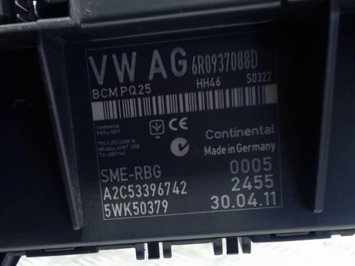Body control computer from a Volkswagen Polo V (6R) 1.2 TDI 12V BlueMotion 2011