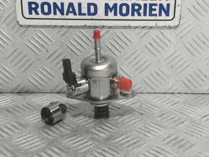 Mechanical fuel pump Peugeot 508 SW 1.6 16V PureTech 180 0261520530 5G06 BOSCH