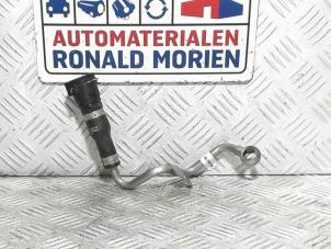 Used Water pipe Peugeot 508 SW (F4/FC/FJ/FR) 1.6 16V Hybrid 225 Price € 14,99 Inclusive VAT offered by Automaterialen Ronald Morien B.V.