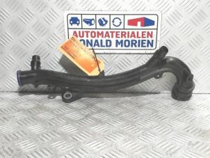Used Air intake hose Peugeot 508 SW (F4/FC/FJ/FR) 1.6 16V PureTech 180 Price € 19,00 Inclusive VAT offered by Automaterialen Ronald Morien B.V.