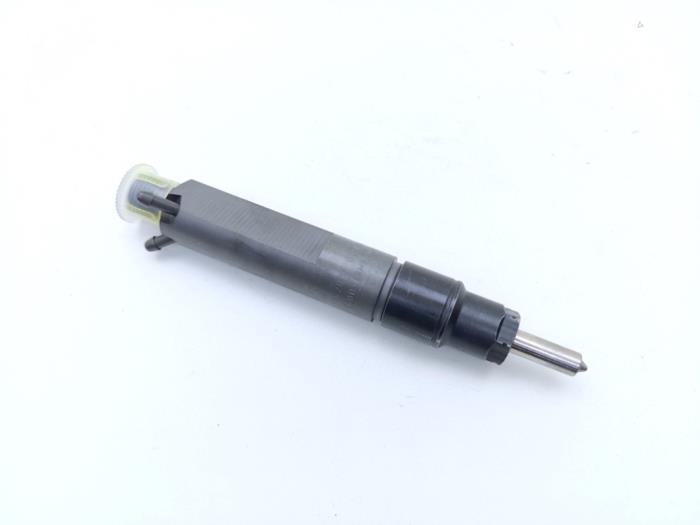 Neuf Injecteurs Volkswagen Golf IV (1J1) 1.9 SDI Prix € 25,00 Prix TTC proposé par Automaterialen Ronald Morien B.V.