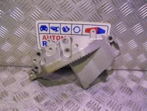 Engine mount from a Renault Master 2021