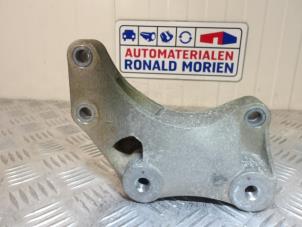 Used Engine mount Opel Corsa IV 1.2 16V Price € 15,00 Margin scheme offered by Automaterialen Ronald Morien B.V.