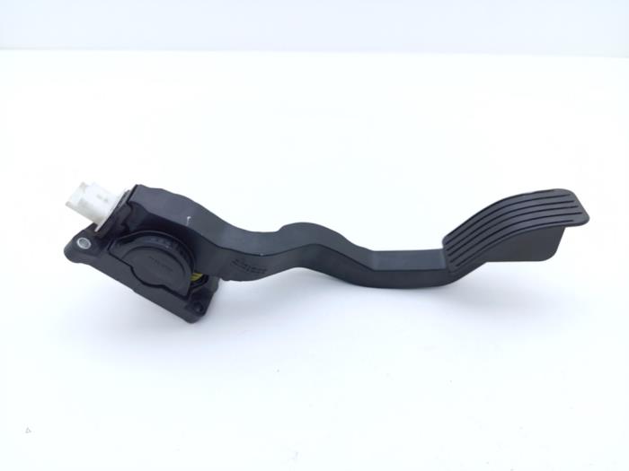 Begagnade Gaspedalsensor Peugeot 206 (2A/C/H/J/S) 1.4 16V Pris € 15,00 Marginaltabell erbjuds av Automaterialen Ronald Morien B.V.