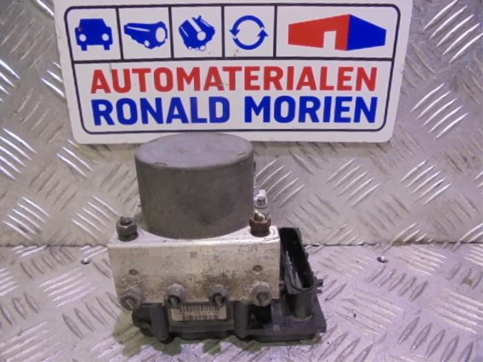 Begagnade ABS-pump Citroen C1 1.4 HDI Pris € 35,00 Marginaltabell erbjuds av Automaterialen Ronald Morien B.V.