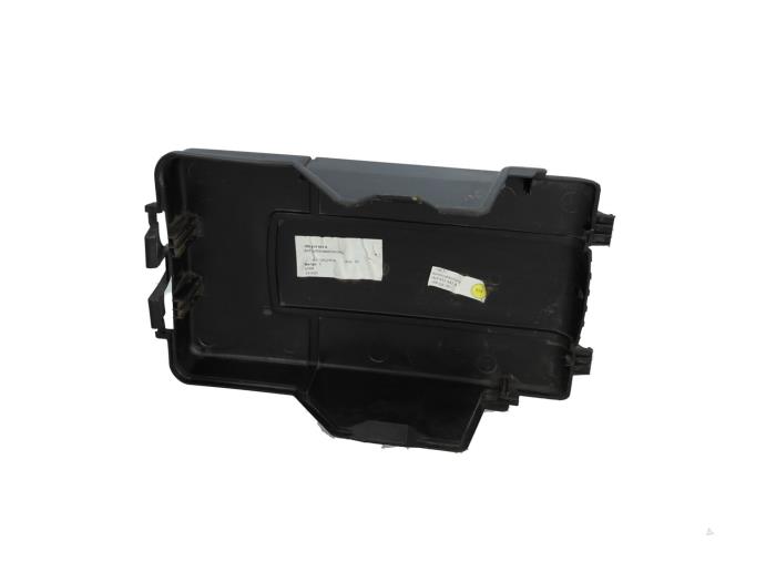 Battery box tray cover