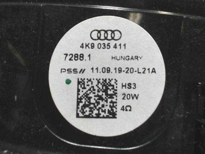 Lautsprecher van een Audi A6 Avant (C8) 2.0 16V 55 TFSI e Hybrid Quattro 2021