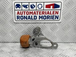 Used Engine mount Audi A5 Cabrio (F57/F5E) 2.0 TDI 16V Price € 20,00 Inclusive VAT offered by Automaterialen Ronald Morien B.V.