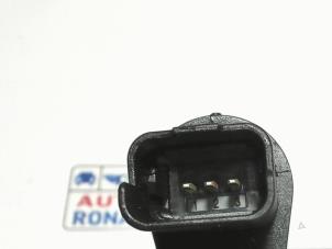 Vevaxelsensor från en Renault Master III (JV) 2.3 Energy dCi 180 Twin Turbo 16V FWD 2021