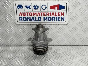 Used Water pump Renault Master IV (FV) 2.3 dCi 150 16V FWD Price € 89,00 Inclusive VAT offered by Automaterialen Ronald Morien B.V.
