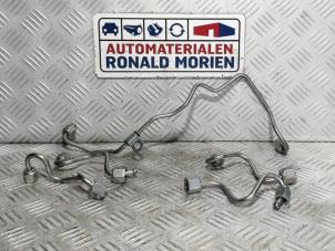 Used Diesel fuel line set Renault Master IV (JV) 2.3 Energy dCi 180 Twin Turbo 16V FWD Price € 54,99 Inclusive VAT offered by Automaterialen Ronald Morien B.V.