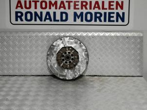 New Dual mass flywheel Renault Master IV (FV) 2.3 dCi 150 16V FWD Price € 495,00 Inclusive VAT offered by Automaterialen Ronald Morien B.V.