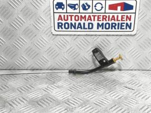 Used Oil dipstick Peugeot 508 Price € 19,00 Inclusive VAT offered by Automaterialen Ronald Morien B.V.