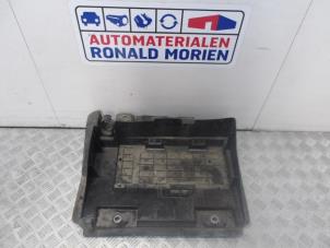 Used Battery box Opel Movano Combi 2.3 CDTi 16V Price € 40,00 Inclusive VAT offered by Automaterialen Ronald Morien B.V.