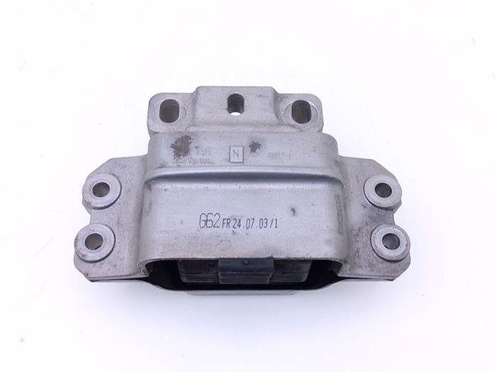 New Engine mount Volkswagen Golf V (1K1) 2.0 FSI 16V 4Motion Price € 25,00 Inclusive VAT offered by Automaterialen Ronald Morien B.V.