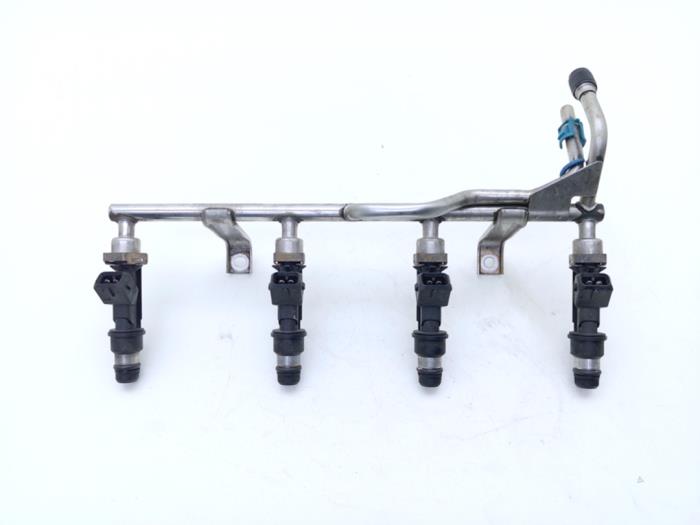 Gebrauchte Einspritzdüse (Einspritzer) Opel Astra G (F08/48) 1.6 Preis € 30,00 Margenregelung angeboten von Automaterialen Ronald Morien B.V.