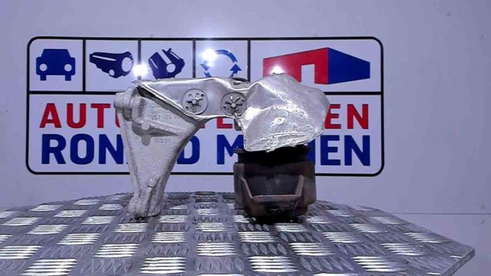 Used Engine mount Volkswagen Corrado 2.0 Price € 35,00 Margin scheme offered by Automaterialen Ronald Morien B.V.