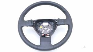 Używane Kierownica Volkswagen Golf IV Variant (1J5) 1.4 16V Cena € 75,00 Procedura marży oferowane przez Automaterialen Ronald Morien B.V.