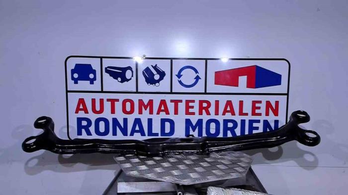 Used Engine mount Volkswagen Corrado 1.8 G60 Price € 75,00 Margin scheme offered by Automaterialen Ronald Morien B.V.