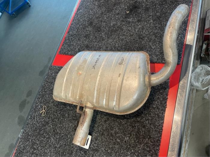 Gebrauchte Auspuff Mitteldämpfer Volkswagen Golf III (1H1) 2.0 GTI 16V Preis € 49,00 Margenregelung angeboten von Automaterialen Ronald Morien B.V.
