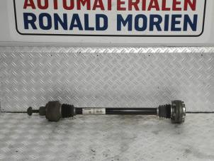 Used Drive shaft, rear right Audi Q7 (4MB/4MG) 3.0 TDI V6 24V Price € 95,00 Margin scheme offered by Automaterialen Ronald Morien B.V.
