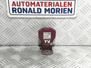 Used Antenna Audi Q7 (4MB/4MG) 3.0 TDI V6 24V Price € 10,00 Margin scheme offered by Automaterialen Ronald Morien B.V.