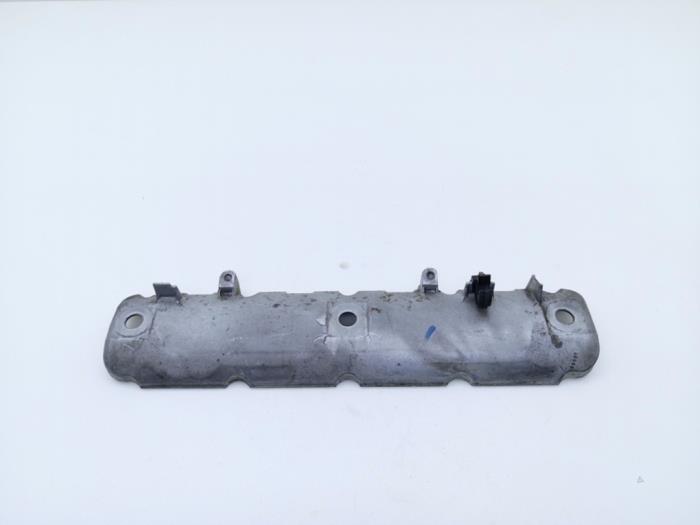 Gebrauchte Ventildeckel Renault Megane II Grandtour (KM) 1.9 dCi 115 Preis € 49,00 Margenregelung angeboten von Automaterialen Ronald Morien B.V.