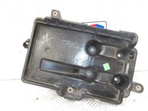 New Battery box Volkswagen Beetle Price € 18,15 Inclusive VAT offered by Automaterialen Ronald Morien B.V.