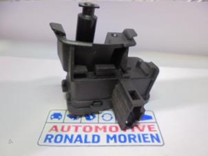 Used Tank flap lock motor Skoda Fabia Price € 10,00 Margin scheme offered by Automaterialen Ronald Morien B.V.