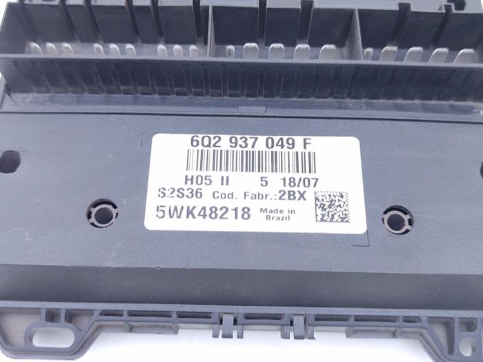 Body control computer from a Volkswagen Fox (5Z) 1.2 2007